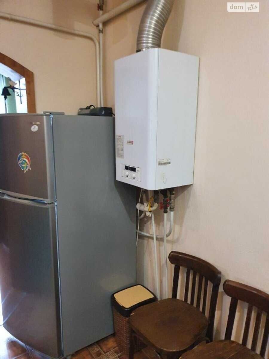 Продаж півбудинку в районі Павло-Кічкаса з газом