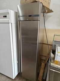 Холодильный шкаф на 400 л, шафа холодильна нержавіюча професійна бу