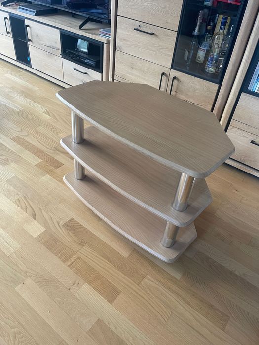 Stolik pod telewizor - uzywany, w dobrym stanie