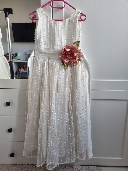 Платья нарядные!