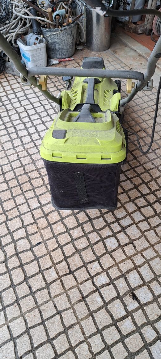 Corta-relva Ryobi RLM15E36H 1500w