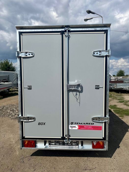 Przyczepa kontener furgon TEMARED BOX 3015/2 C 1,5T mocna zabudowana