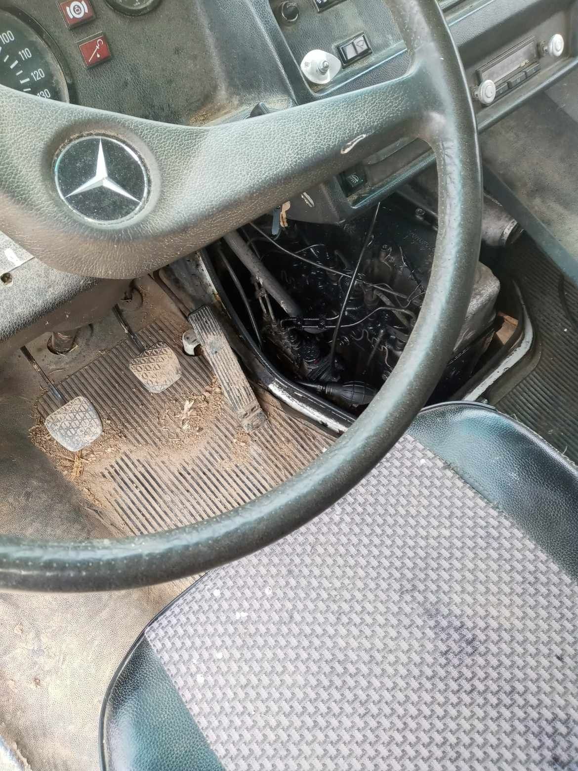 Mercedes 307 kaczka do przewozu żywca