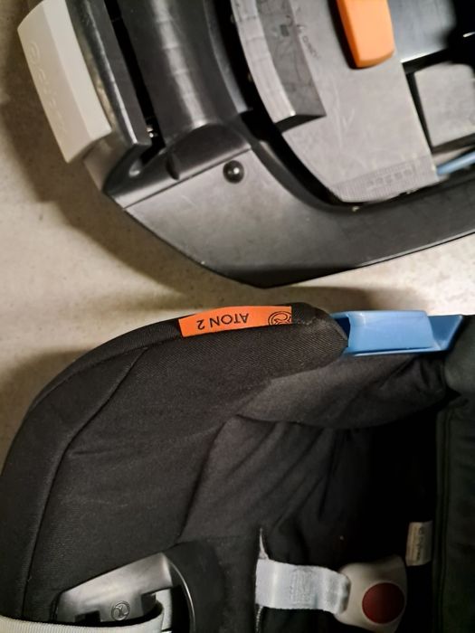 Fotelik Cybex dla niemowlaka/noworodka + baza ISOFIX do fotelika cybex