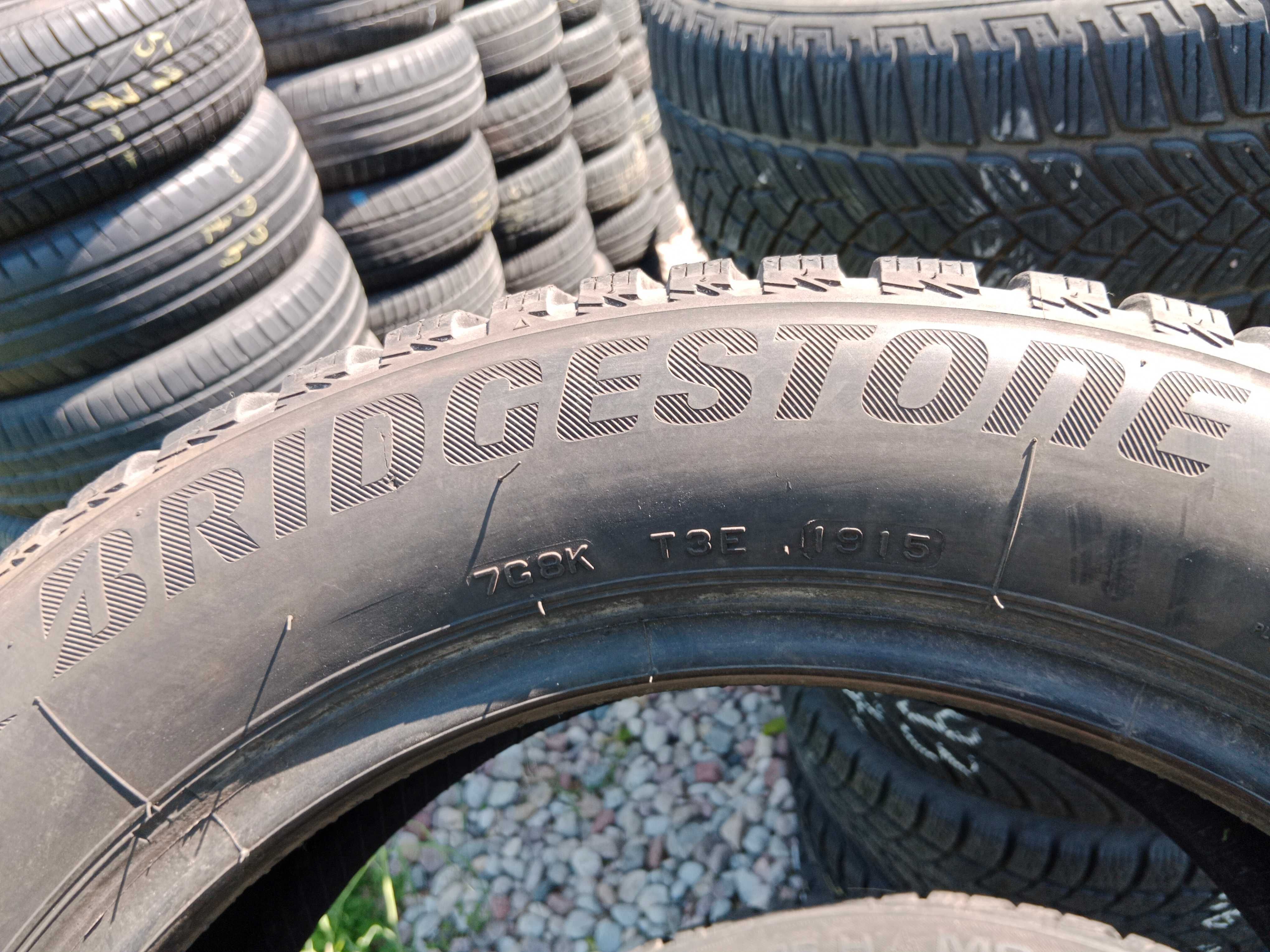 Opona używana zimowa 205/55R15 Bridgestone Blizzak LM001 1szt.