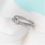 Anel em Ouro Branco com 20 Diamantes