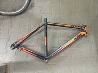 nowa rama szosowa ktm strada 800,rozmiar 52 cm