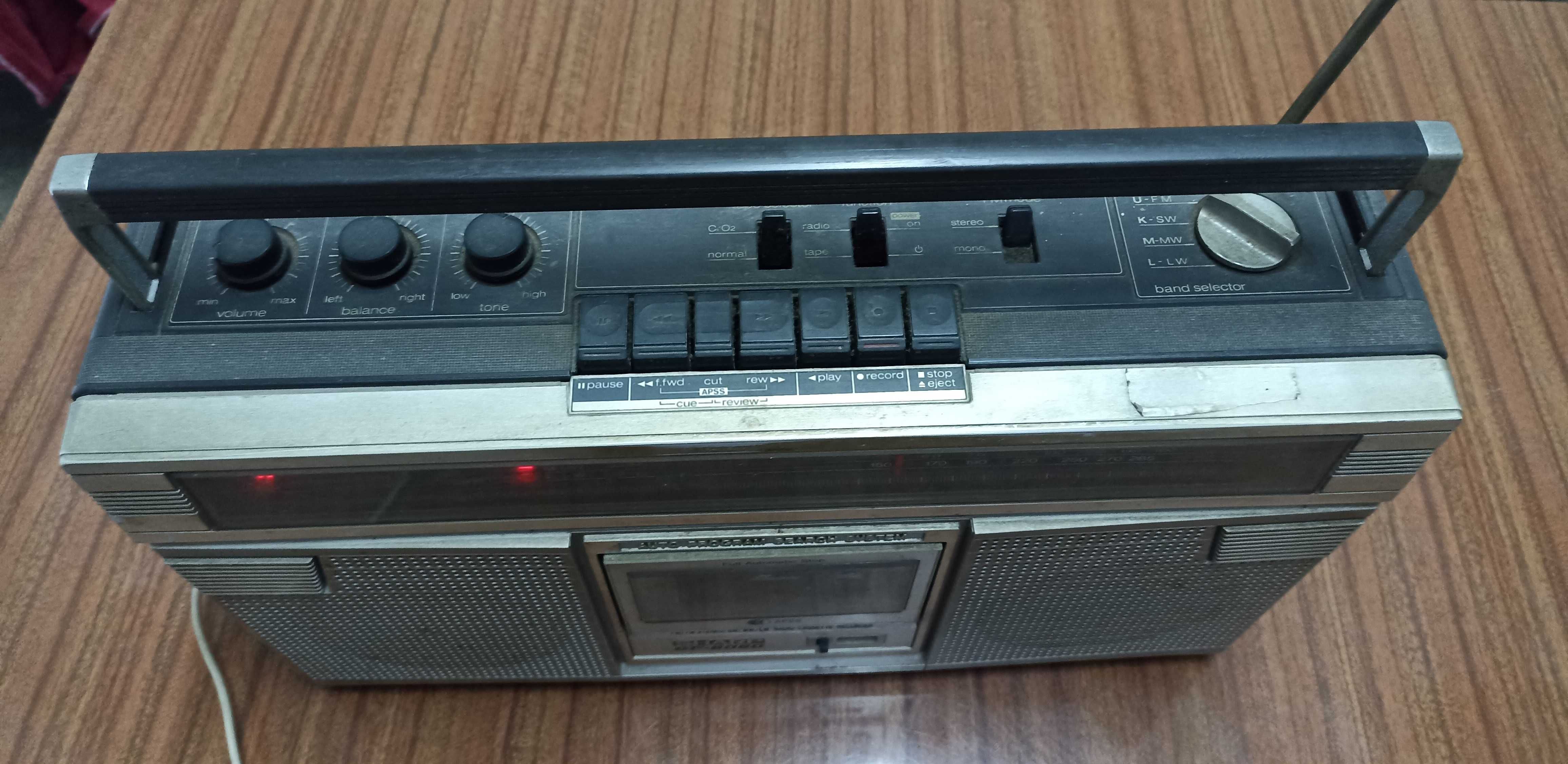 Radio antigo dos bons anos 80/90
