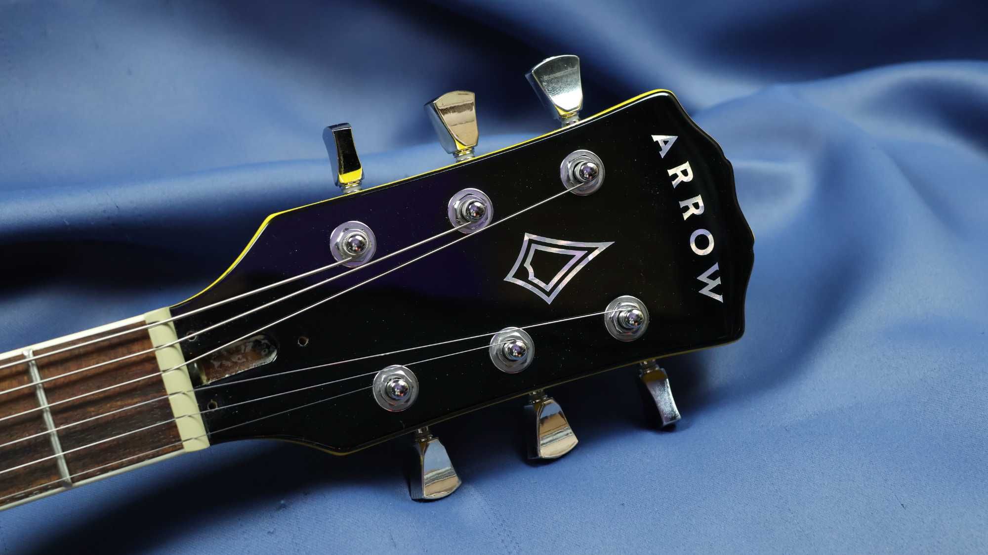 Gitara elektryczna Arrow Twincut SG z pokrowcem