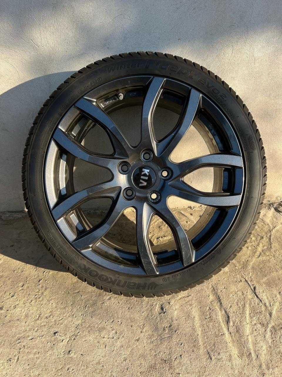 Резина колеса шини Hankook Winter i Cept EVO 2 225/40 R18