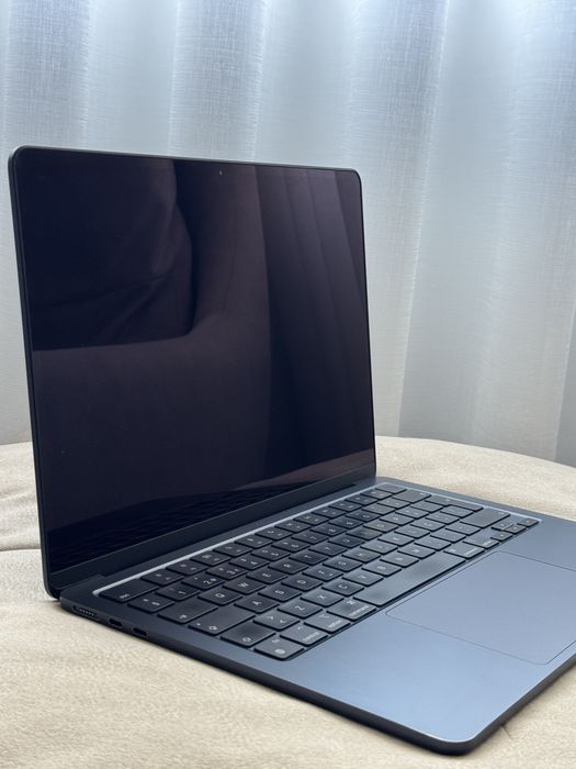 MacBook Air M2 2022