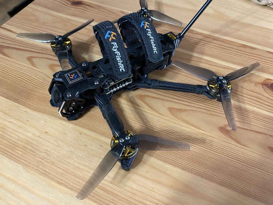 FPV Dron 4” 6s dji o3