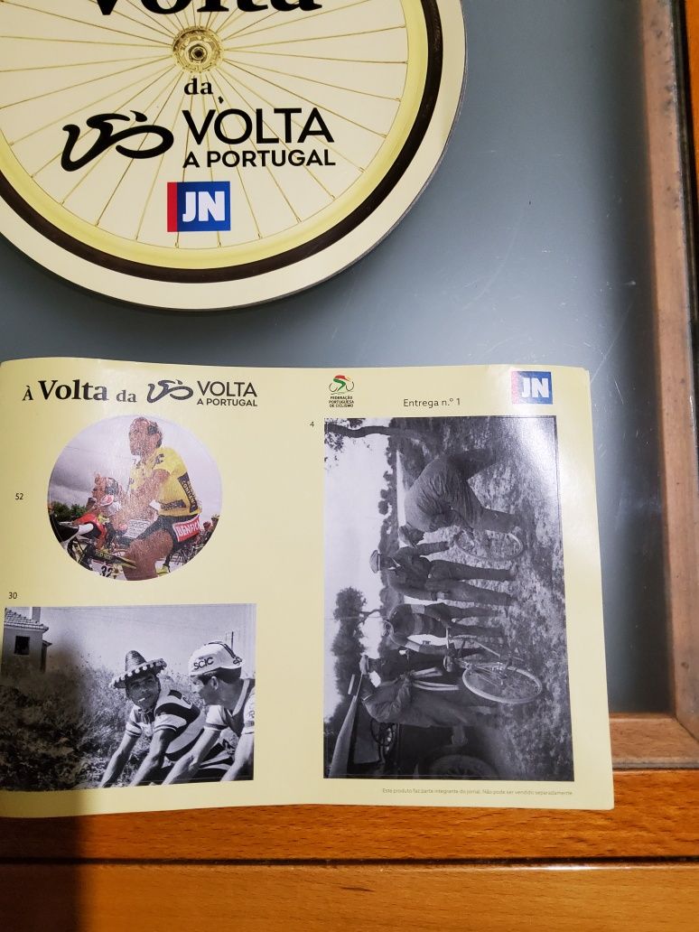 Caderneta À Volta da Volta A Portugal