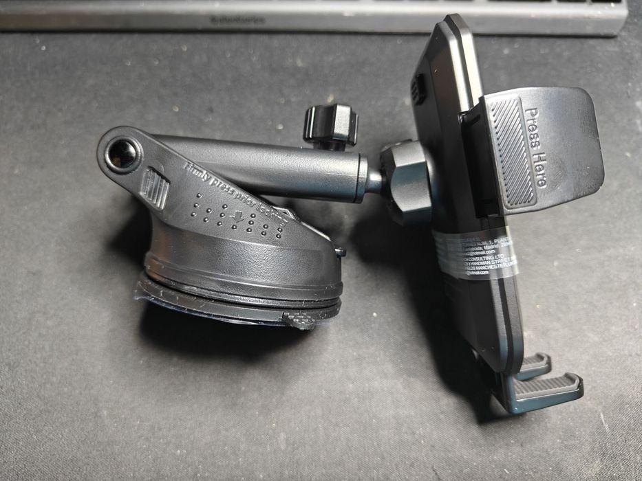 Універсальна держалка для телефона Blukar у авто (на лобове /торпеду)