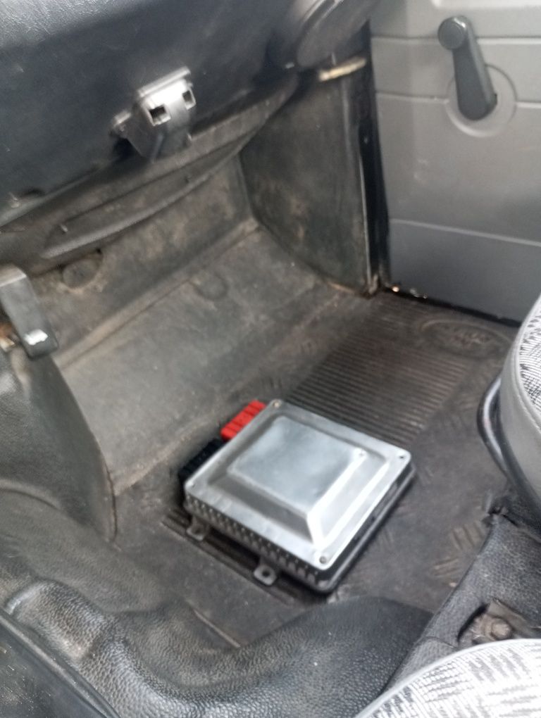 Defender TD5  land rover