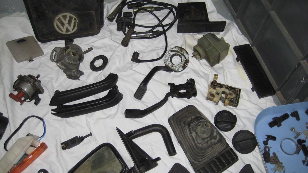 Vendo material recuperado bom estado junto ou separado.
