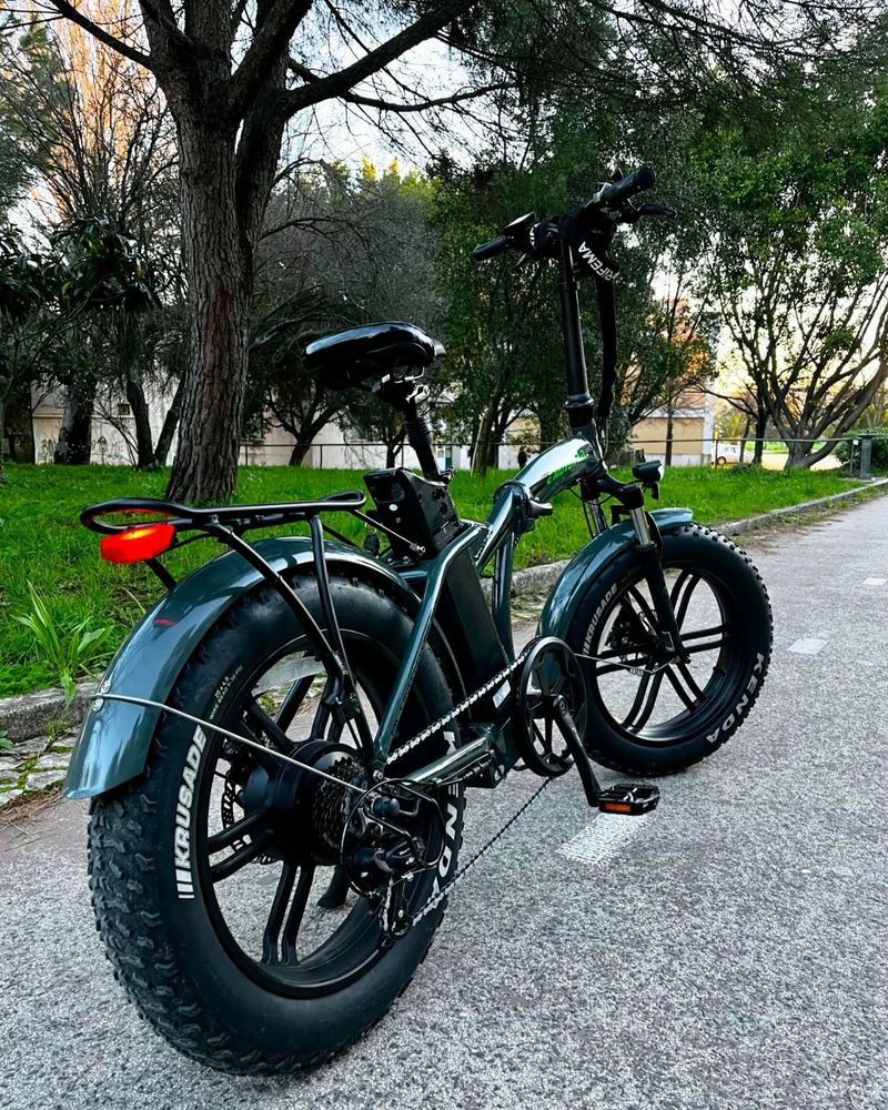 EMotorad Toledo 2024 – Bicicleta Elétrica Dobrável | Como Nova