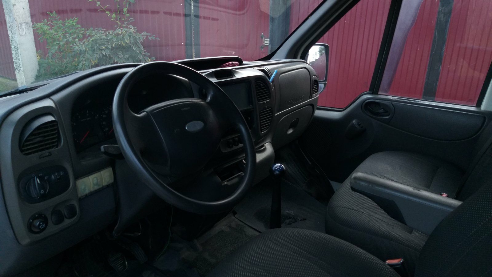 Ford transit 2005 рік 2.0 Tdi