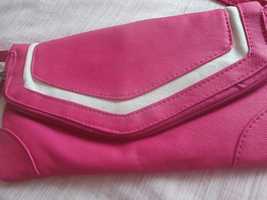 Bolsa tiracolo rosa fuschia