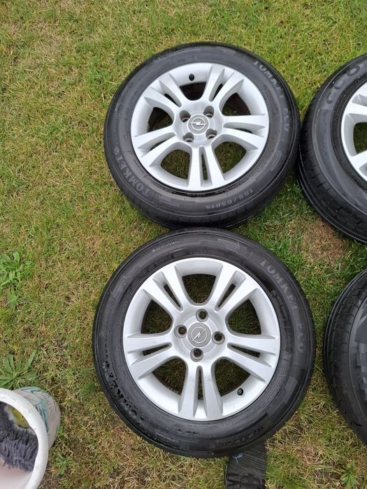 koła alufelgi 15 185/65/R15 OPEL CORSA D E 4x100 9