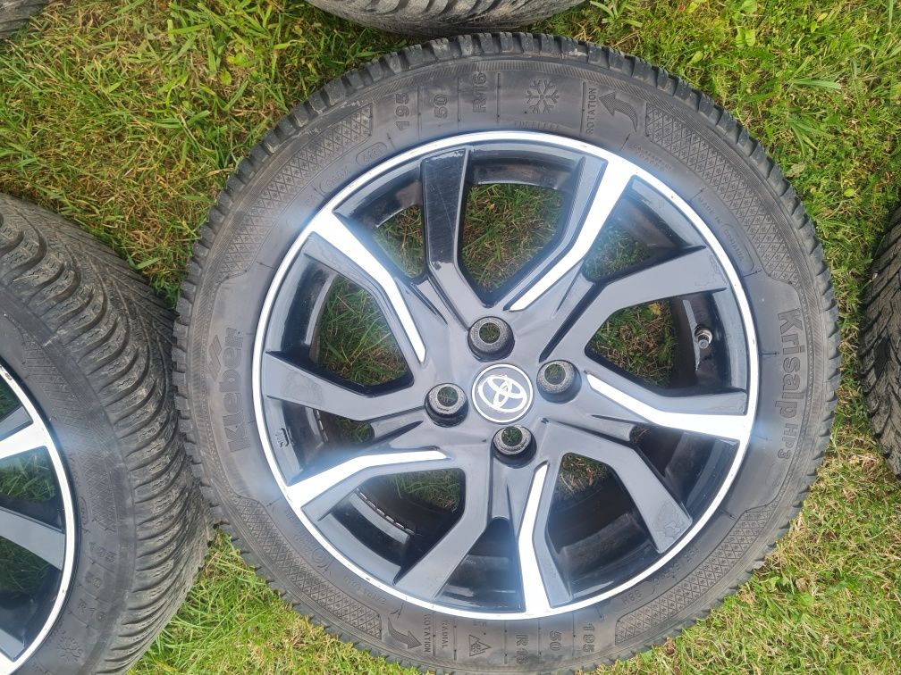 Felgi aluminiowe z oponami toyota yaris 195/50r16