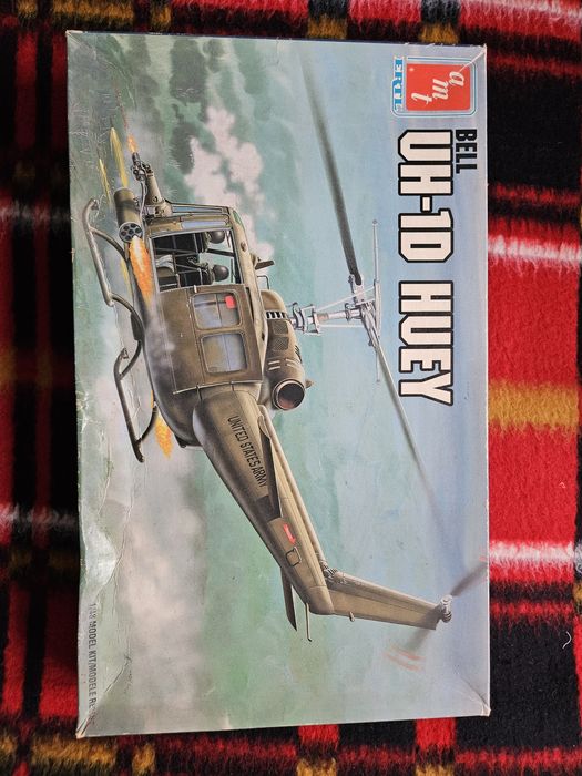 Bell UH-1D HUEY Modelarstwo