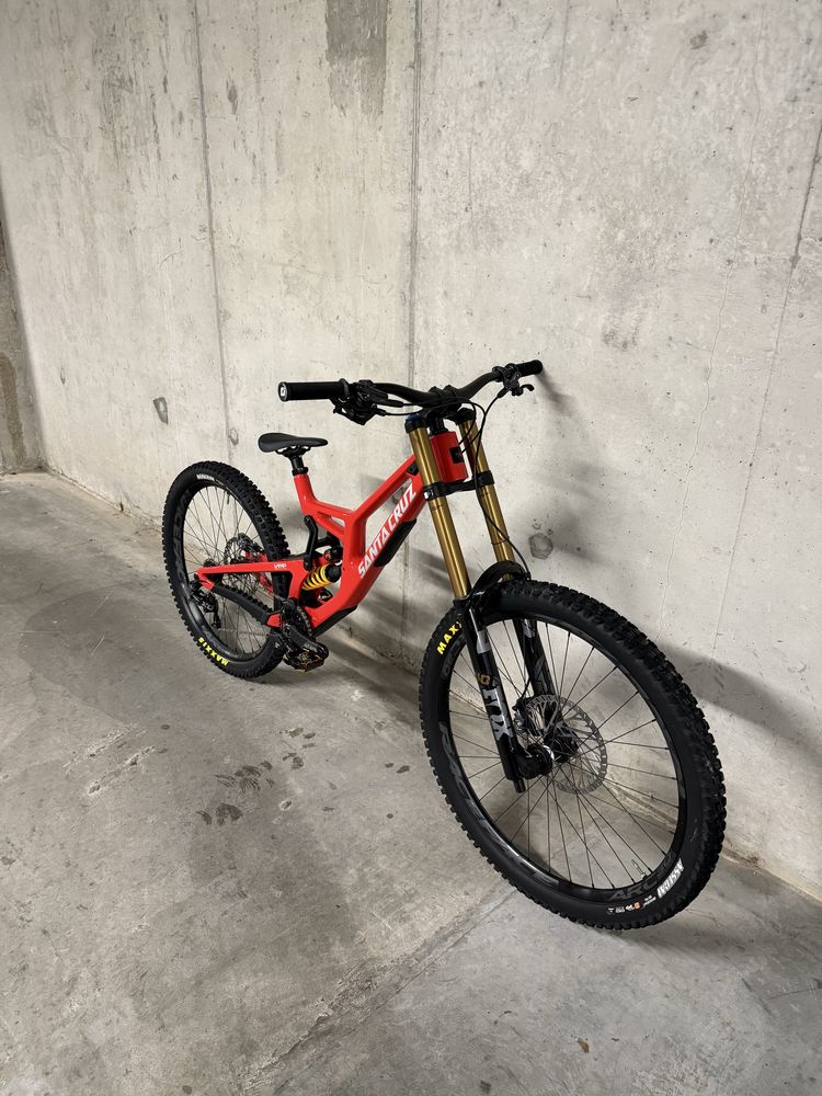 Santa Cruz V10 rozmiar M