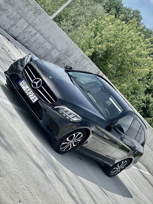 Mercedes c-klasa 2021