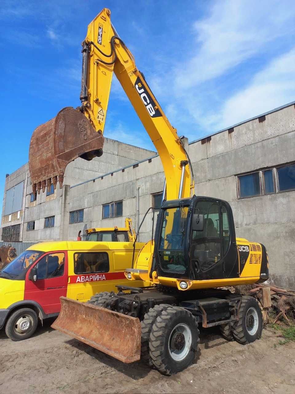 Продам JCB JS 160 - 160   2012 г