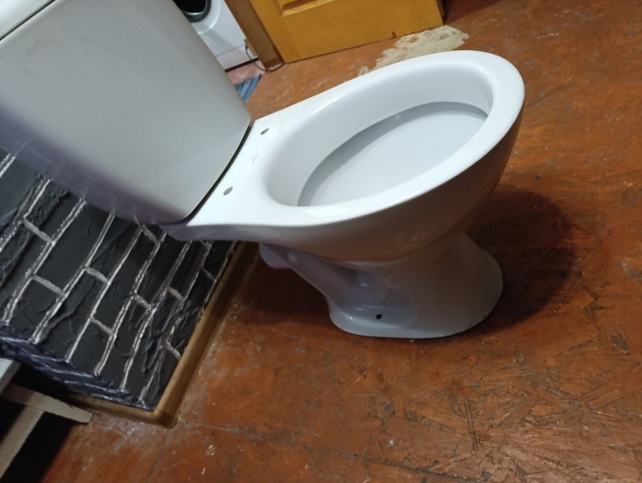 Унітаз б/у Cersanit