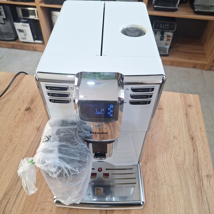Кавомашина Philips EP5361