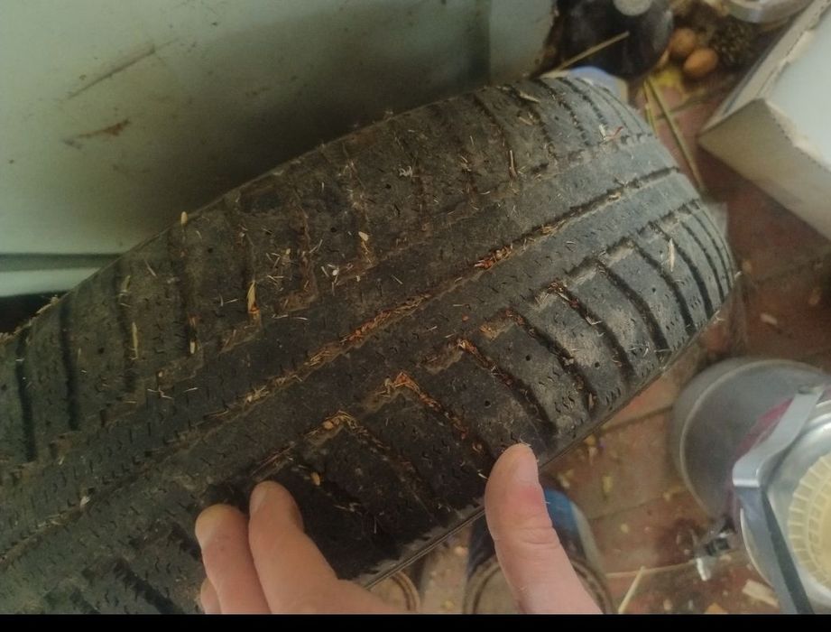 Диски с резиною Toyota
