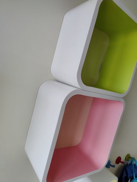 Szafki wiszące białe połysk kolorowe otwarte cube 4szt komplet