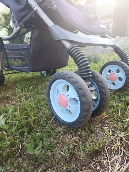 Проогулочна коляска pierre cardin