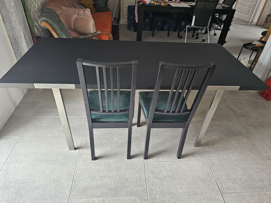 Stół do kuchni, salonu, jadalni