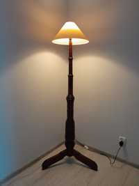 Stara lampa drewniana