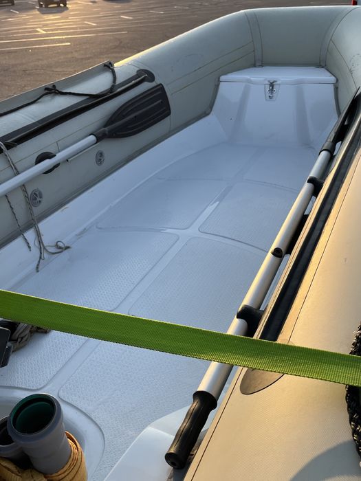 Човен Bark RIB370