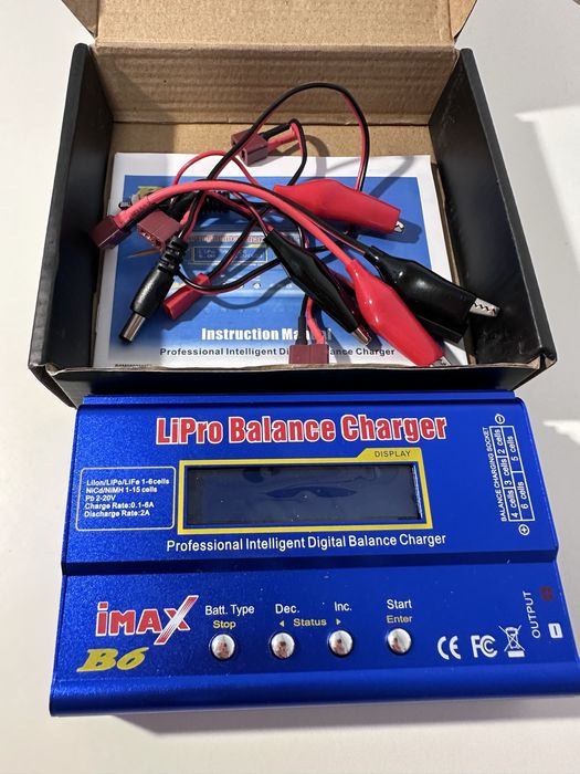 Універсальний зарядний пристрій IMAX B6