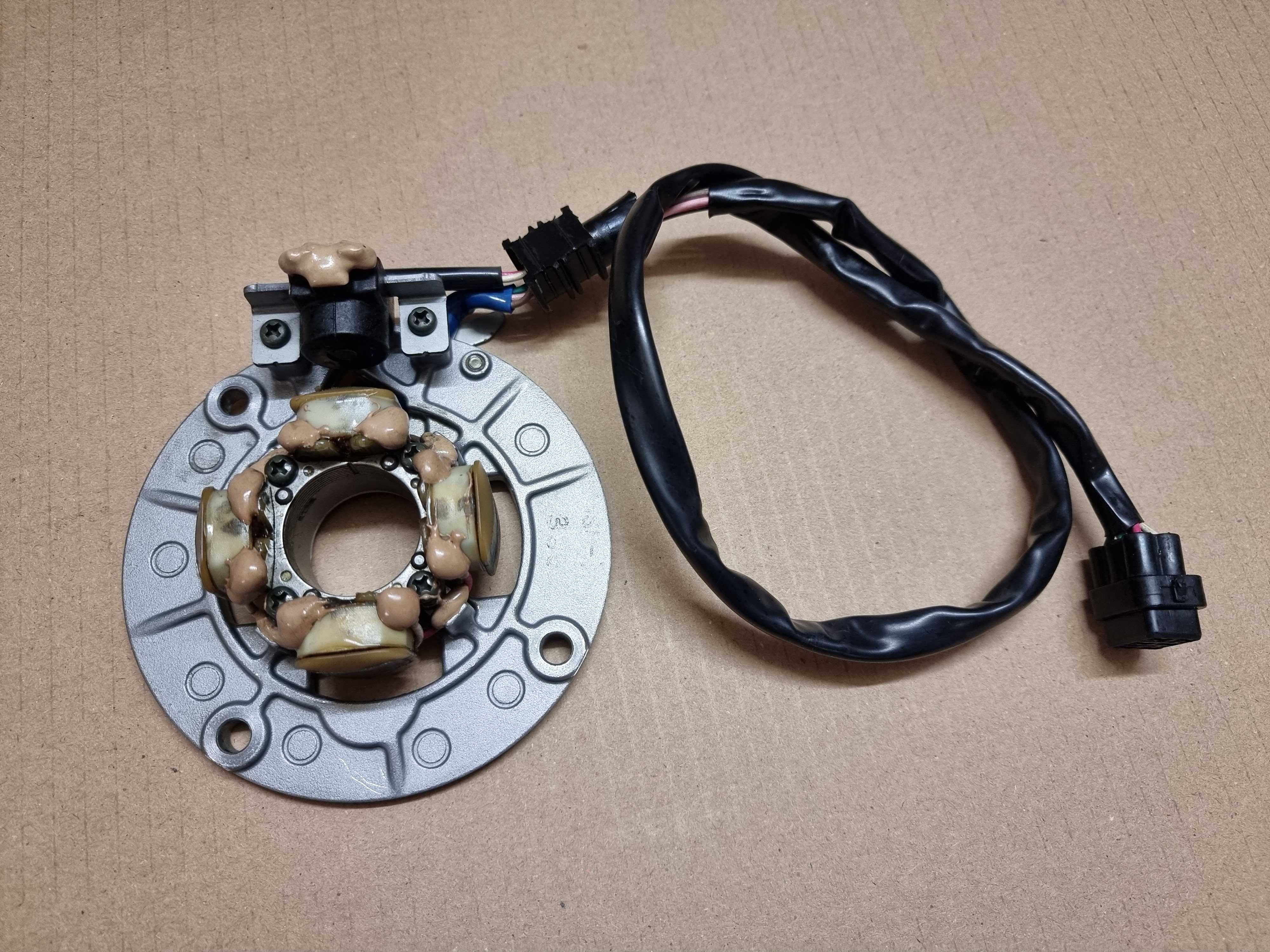 Stator stojan uzwojenie Yamaha YZF 250 . 426 . 450 rok 03-05 idealny !