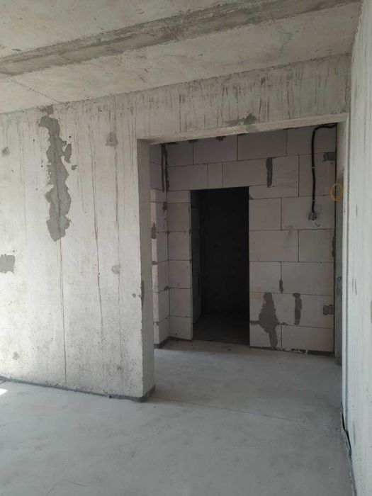 Продам 1 комнатную квартиру в ЖК Мандарин, расположен по ул. Канатной