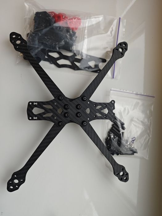 Повний набір комплектуючих для 7 дюмового FPV (SpeedyBee stack)