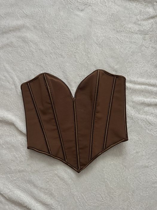 Корсет-топ у формі серця