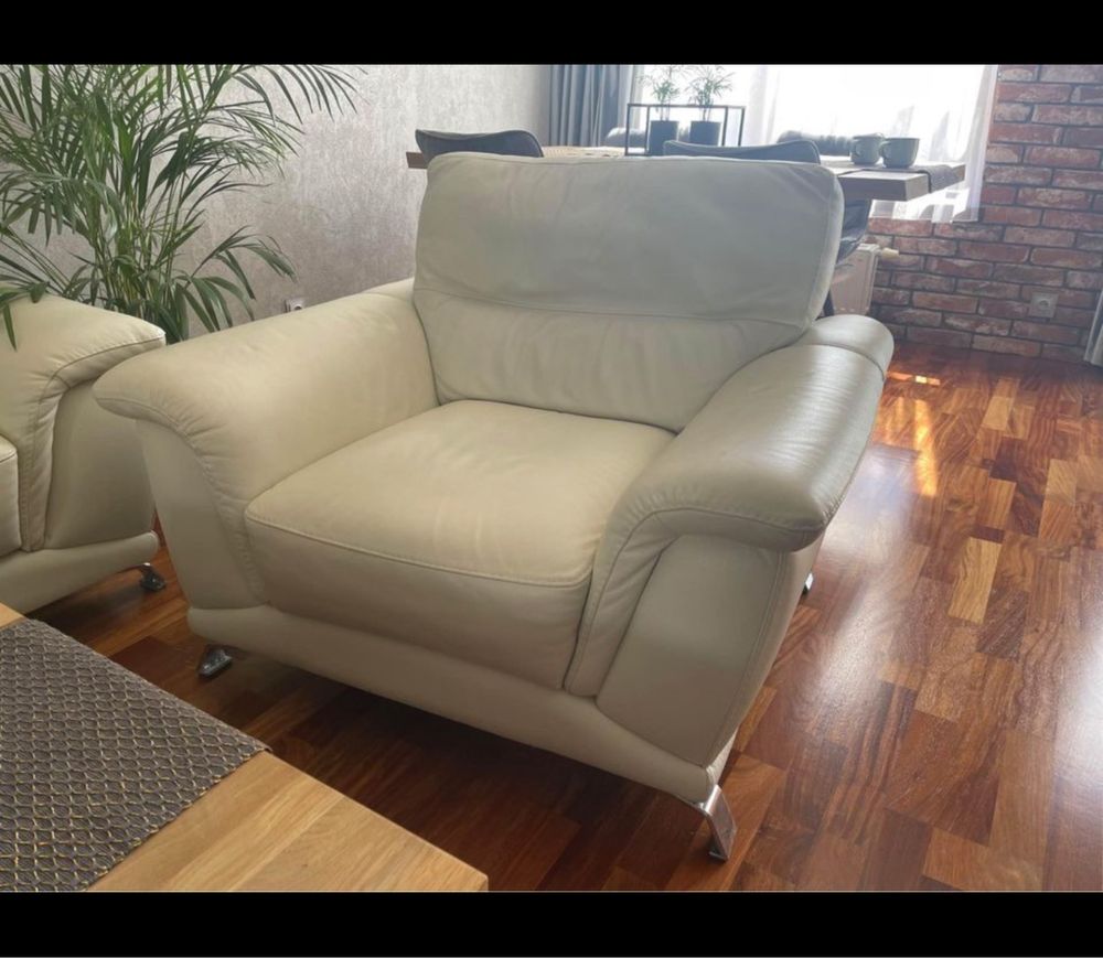Skórzana włoska sofa z fotelem