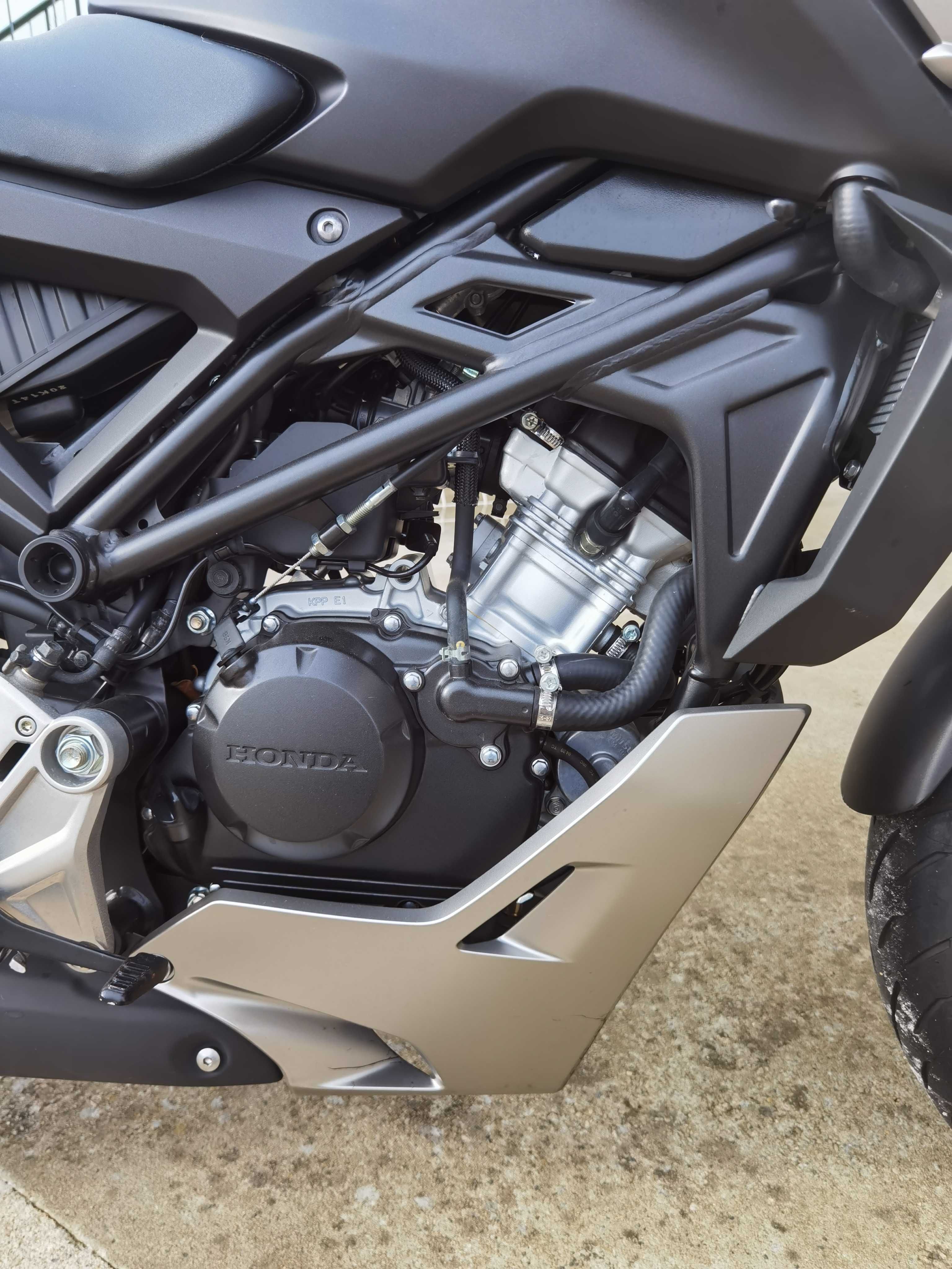 Moto Honda CB 125