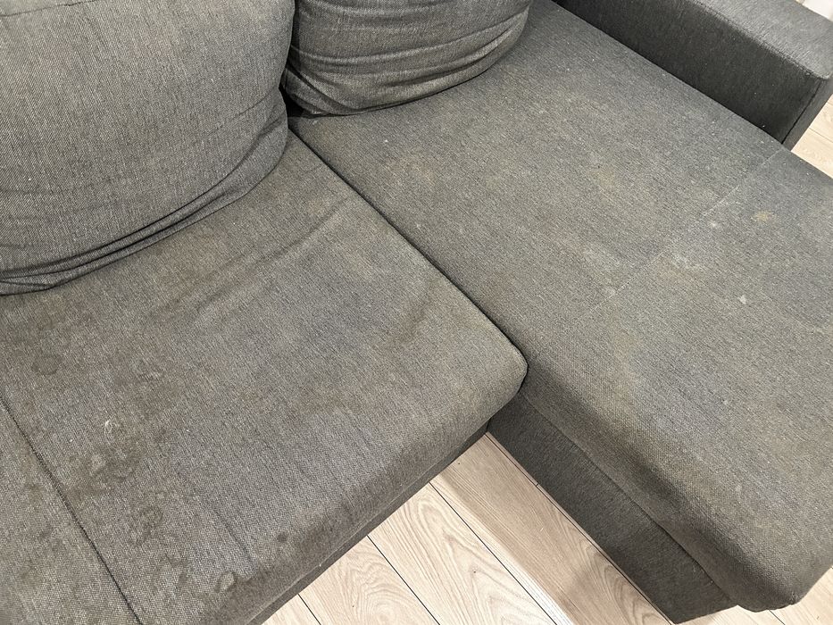 Narożnik szary z funkcja spania