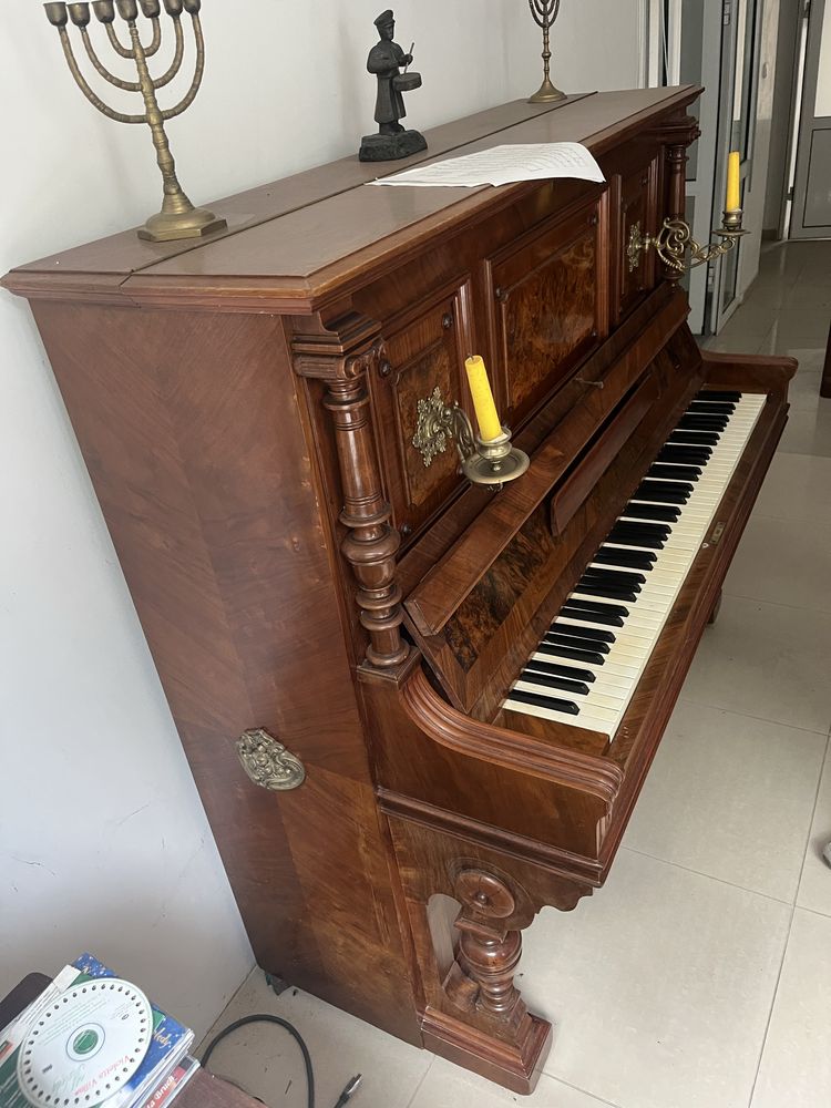 Zabytkowe pianino C. Wolkenhauer – Stettin