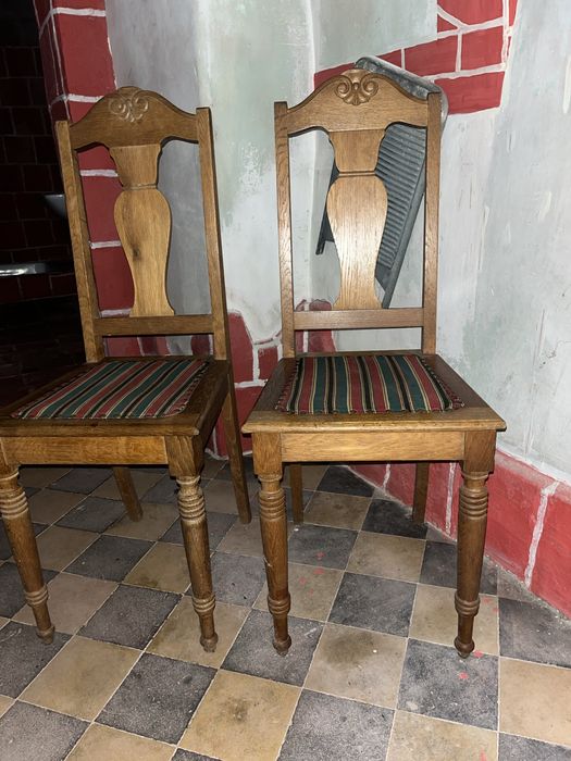 Krzesła domb stan dobry