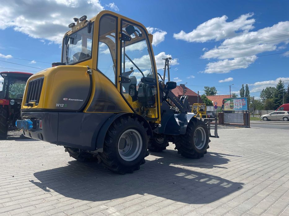 Ładowarka przegubowa EUROTRAC W12S z kabiną i Silnik KUBOTA V1505