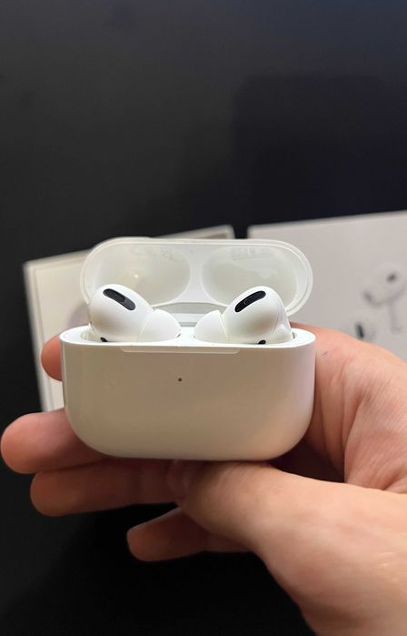Airpods Pro 1 покоління