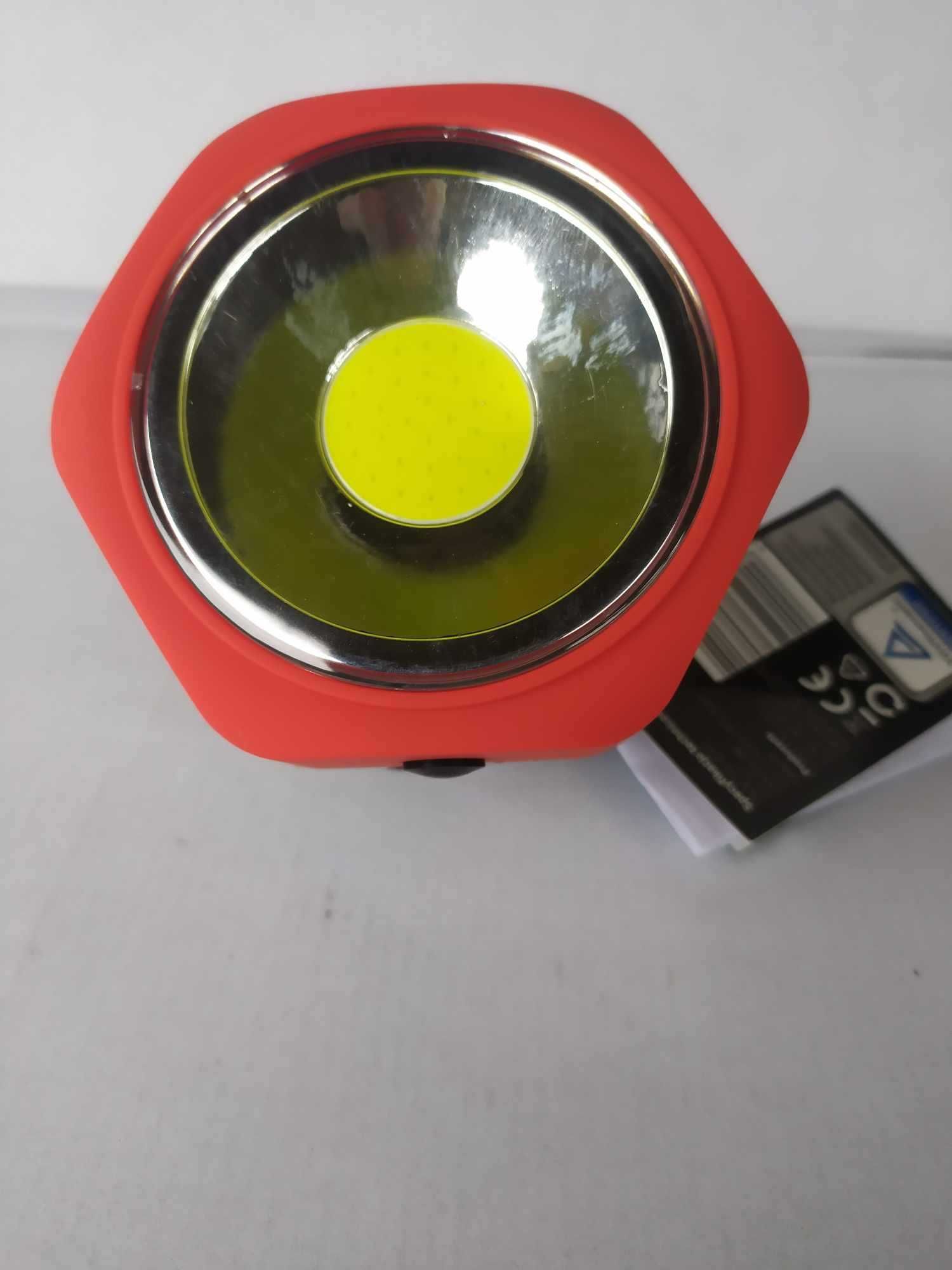 Lampa warsztatowa LED 5W czerwona z magnesem